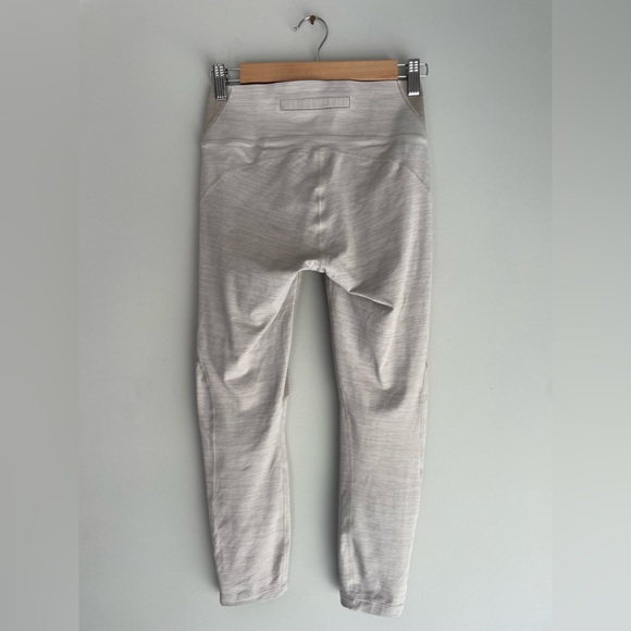 Outdoor voices tech sweat two tone colorblock 7/8 leggings - Picture 8 of 14